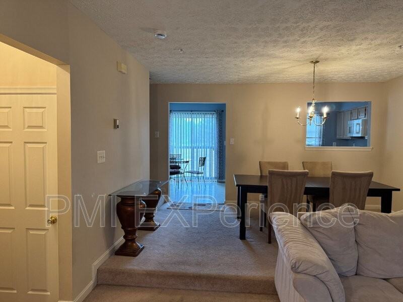 5861 E Boniwood Turn - Photo 4 of 32