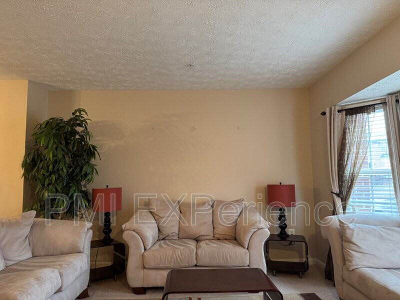 5861 E Boniwood Turn - Photo 6 of 32