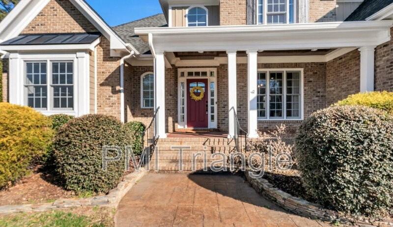 3705 Westbury Lake Dr - Photo 2 of 34