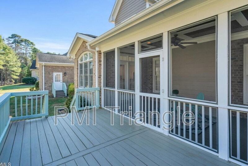 3705 Westbury Lake Dr - Photo 3 of 34