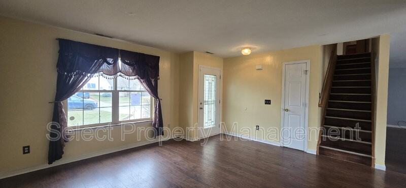 12210 Mossy Oak Run - Photo 3 of 24