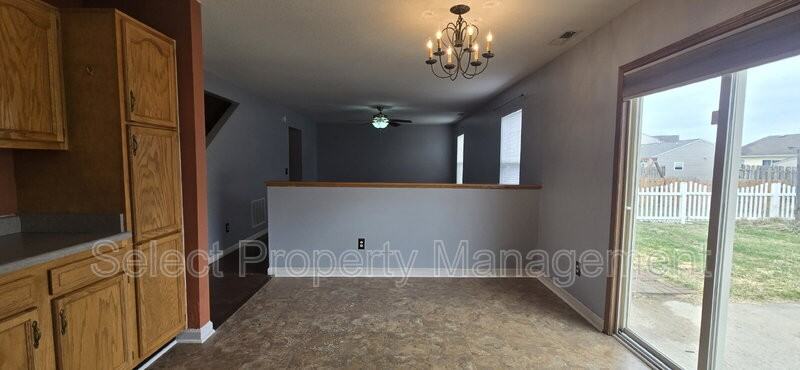 12210 Mossy Oak Run - Photo 5 of 24