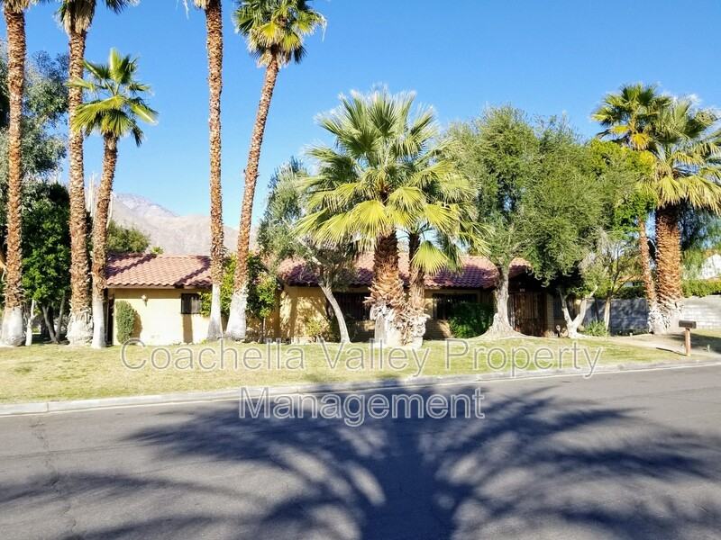 567 N Hermosa Dr - Photo 2 of 46