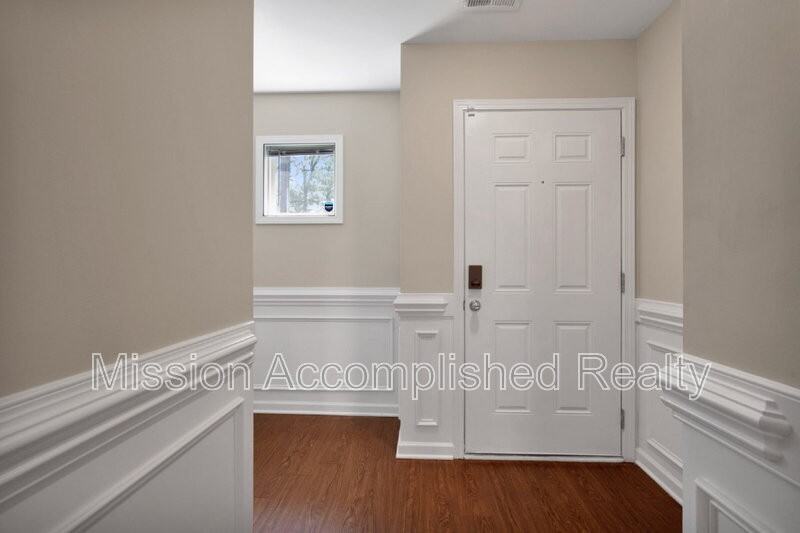 2644 Middle Branch Bnd - Photo 6 of 33