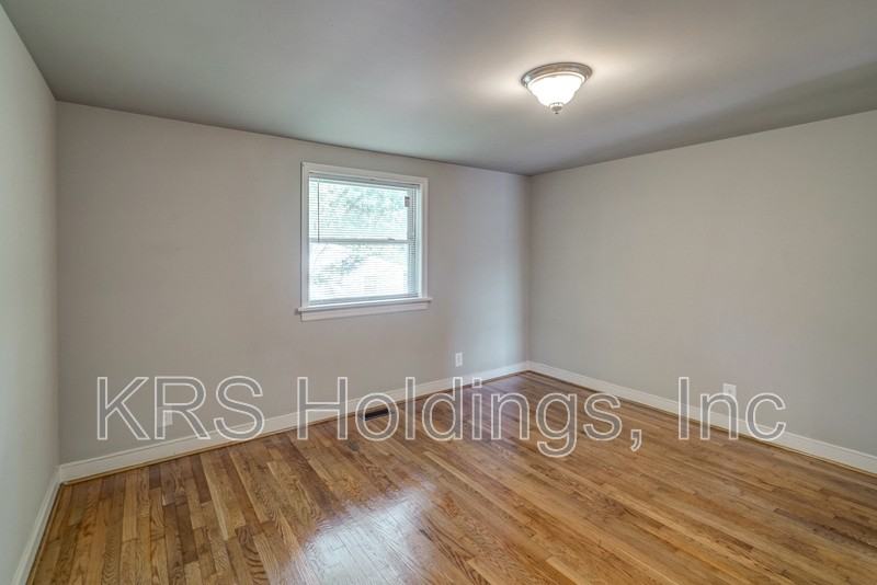 5407 Remuda Dr #2 - Photo 2 of 11