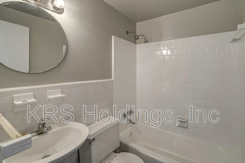 5407 Remuda Dr #2 - Photo 4 of 11