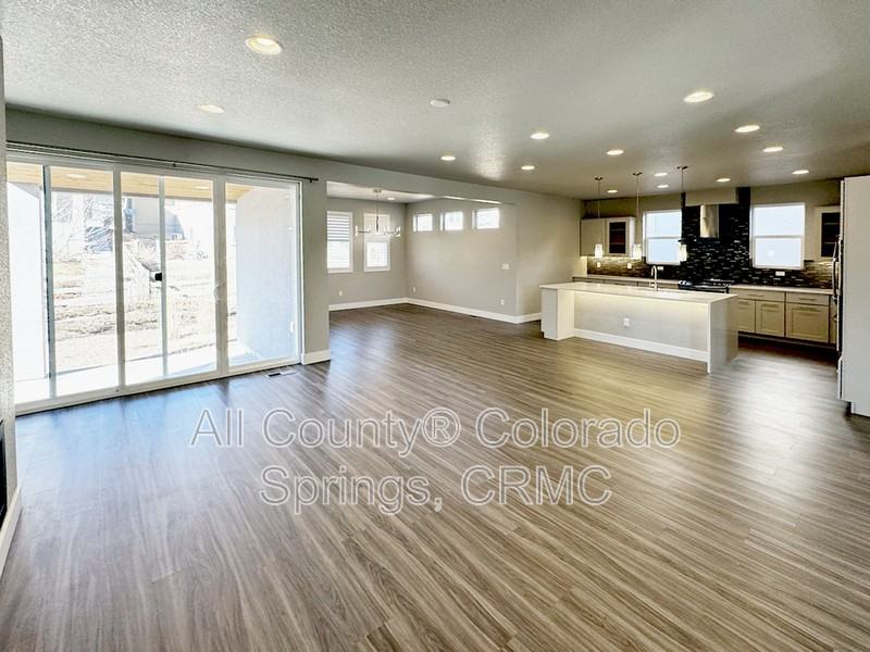 9262 Kathi Creek Dr - Photo 3 of 50