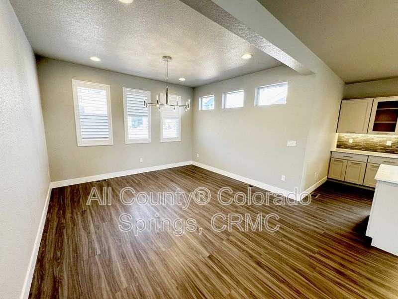 9262 Kathi Creek Dr - Photo 4 of 50