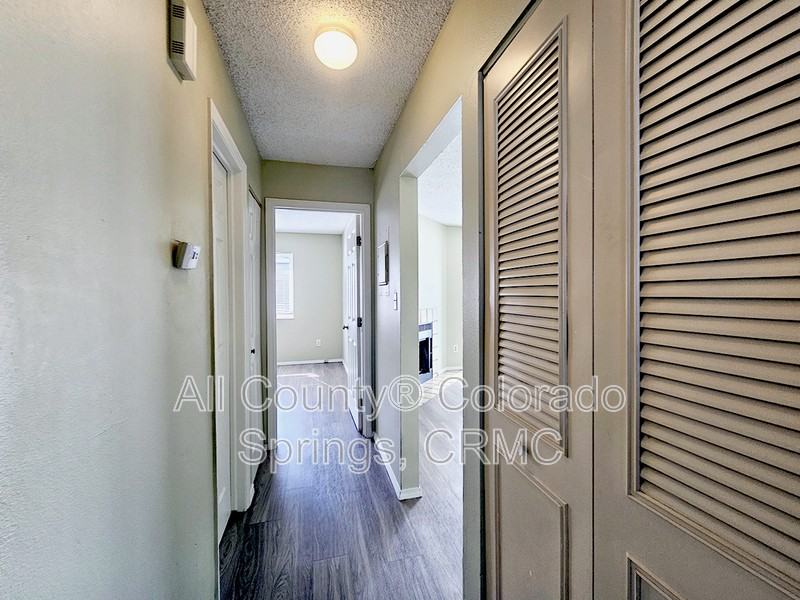 1010 Mazatlan Cir #B - Photo 6 of 14