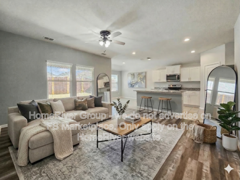 714 Christopher Dr - Photo 2 of 25