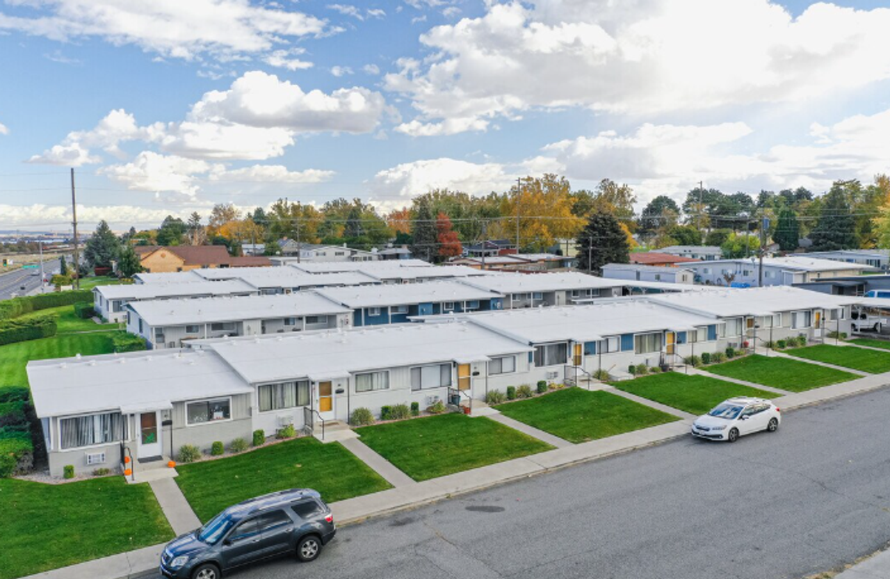 River Vista Apts, LLC - Photo 3 of 13