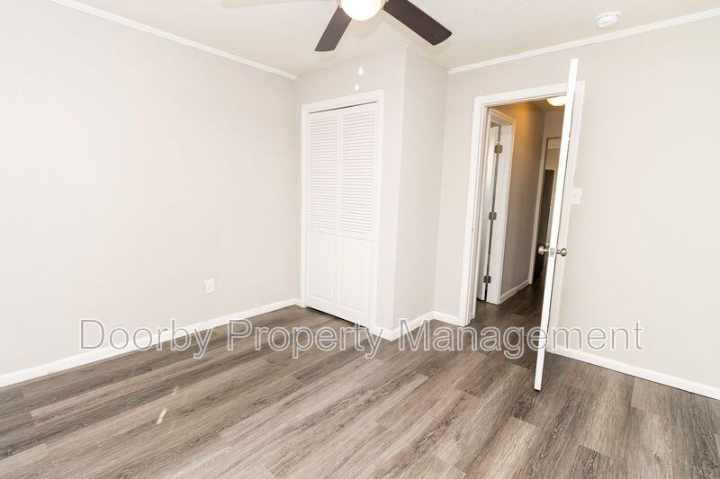 207 Napier St #2 - Photo 7 of 11