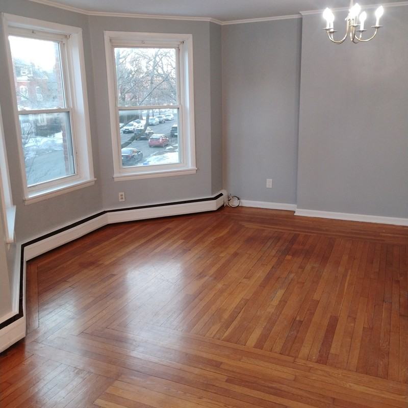 9 Western Ave - Photo 4 of 10