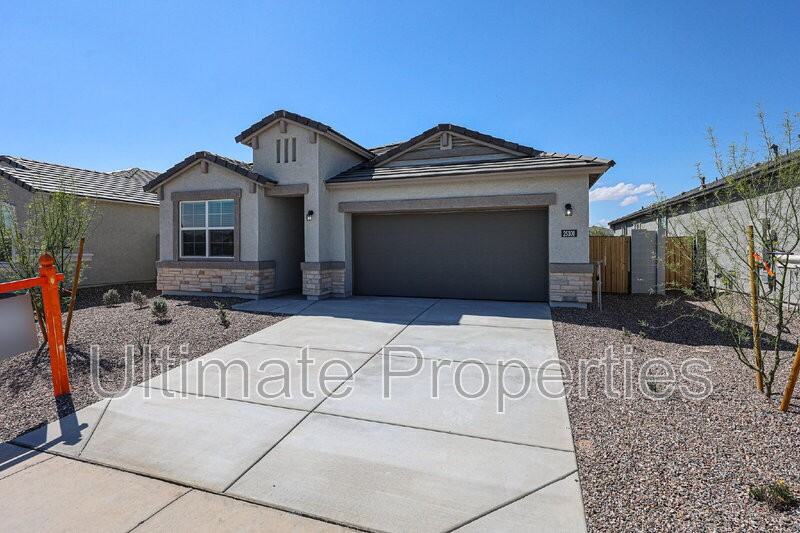 25300 N 184th Ln - Photo 2 of 13