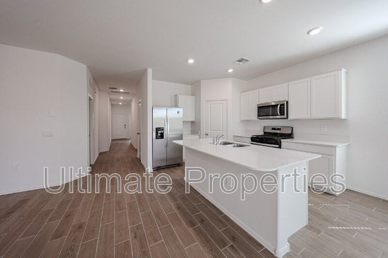 25300 N 184th Ln - Photo 3 of 13