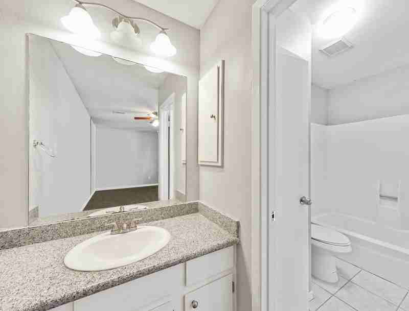 22626 Leedstown Ln - Photo 7 of 35