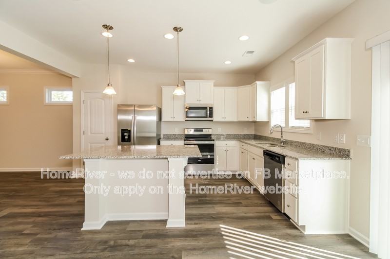 1360 Curlew Cir - Photo 6 of 21