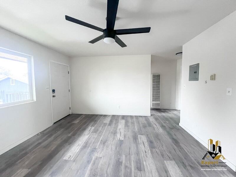 1507 Nogales St #4 - Photo 3 of 11