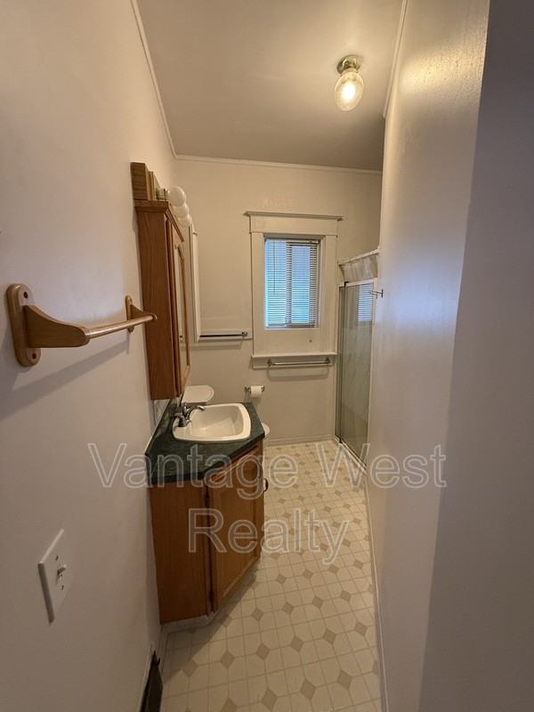 103 Winnipeg St - Photo 6 of 6