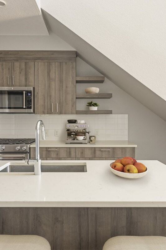 431 E Bayaud Ave #305 - Photo 7 of 15