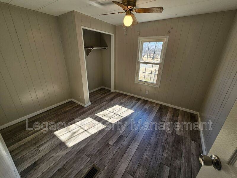 1348C Stonewall Springs Rd - Photo 7 of 9