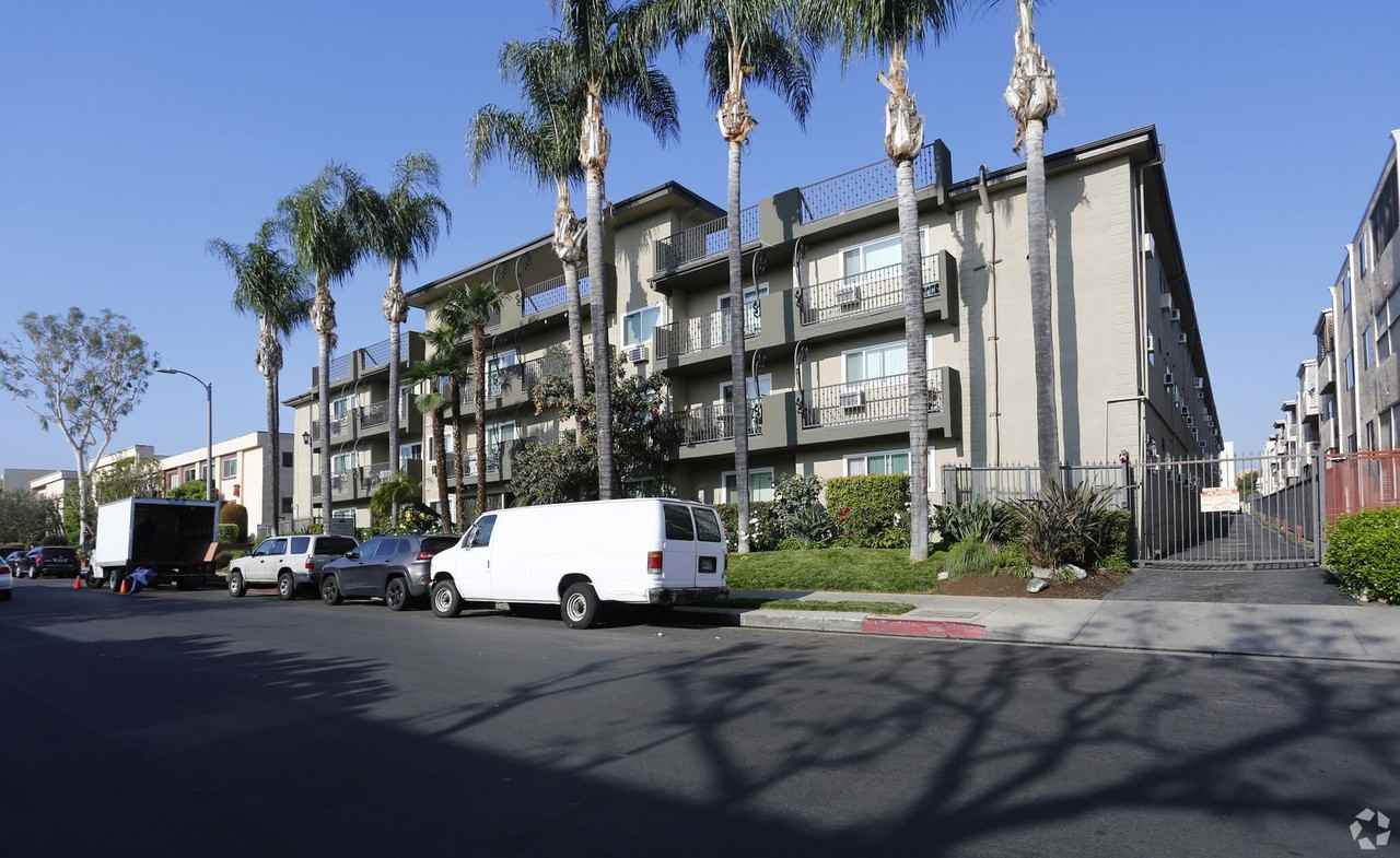 Newcastle - Photo 3 of 41