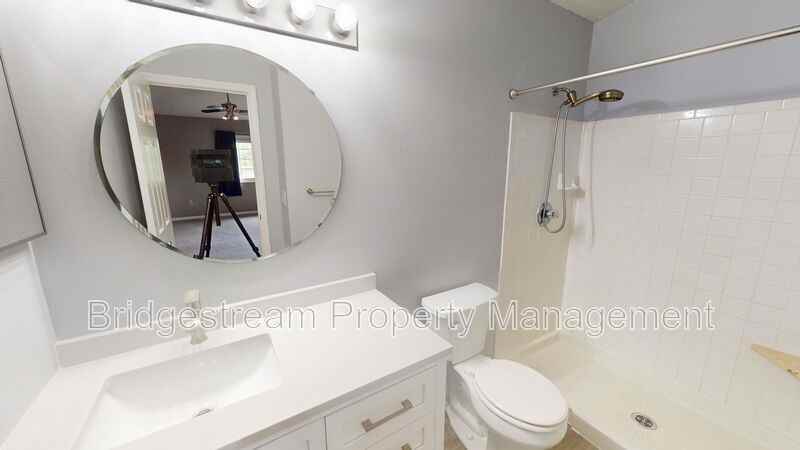 6591 Brigham Sq #7 - Photo 5 of 10