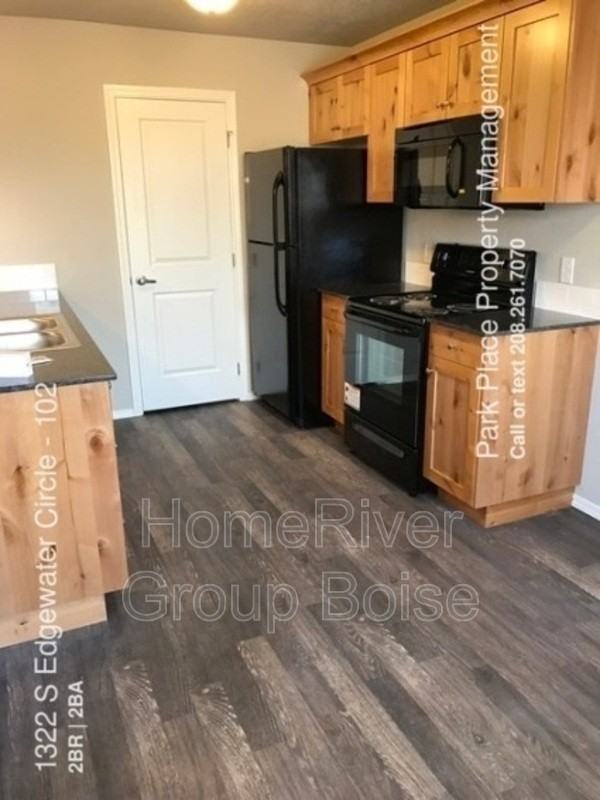 1322 S Edgewater Cir #102 - Photo 2 of 14