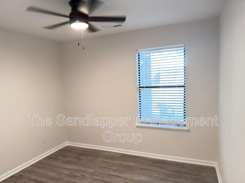 186 Dorchester Manor Blvd #A - Photo 6 of 10