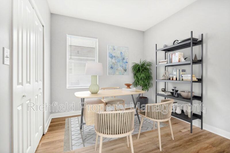 25 N Drexel Ave - Photo 3 of 38