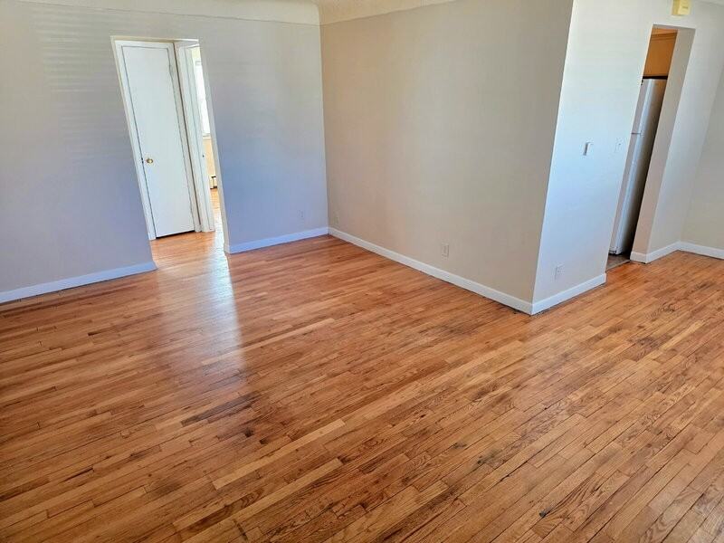 2820 Kingman Blvd #2 - Photo 3 of 38