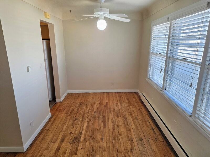 2820 Kingman Blvd #2 - Photo 4 of 38