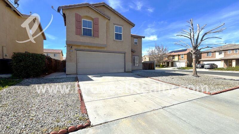 15142 Foal Ct - Photo 2 of 30