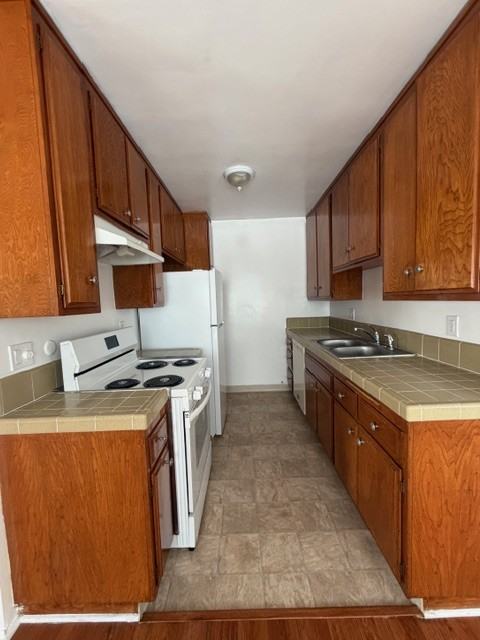 9804 Regent Street ###5 - Photo 2 of 13