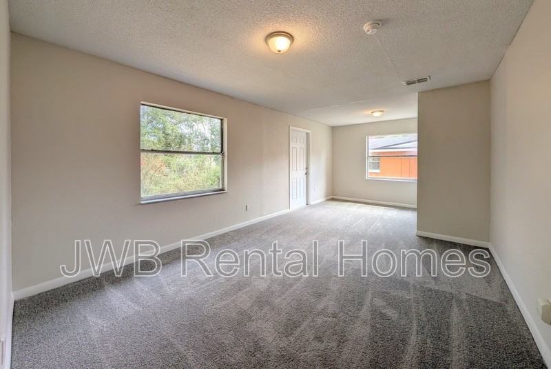 6829 Van Gundy Rd - Photo 7 of 19