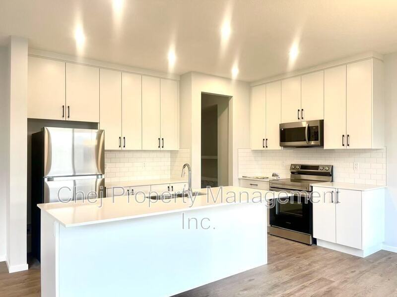 2036 208 St Nw - Photo 6 of 19