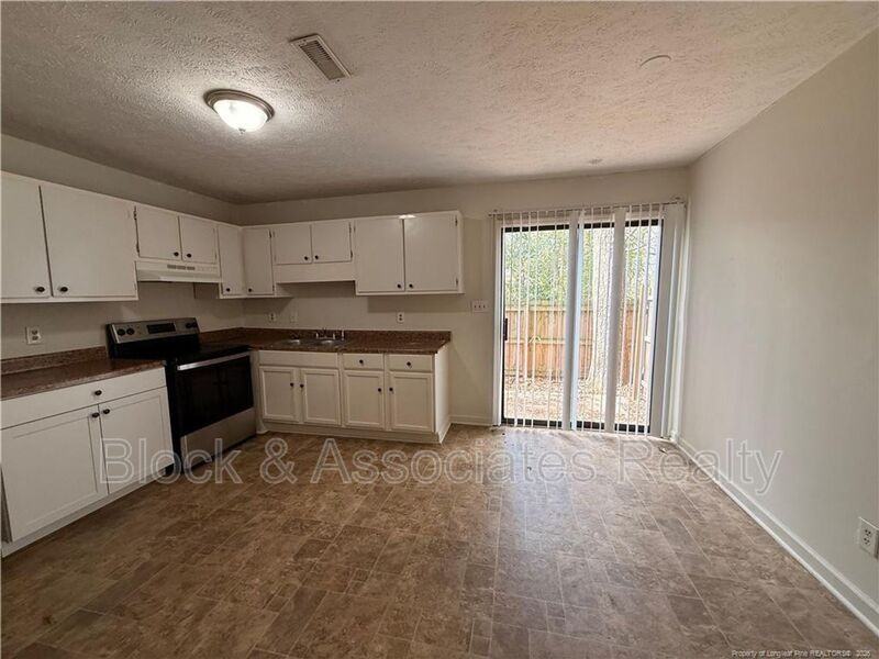 5829 Aftonshire Dr - Photo 5 of 13