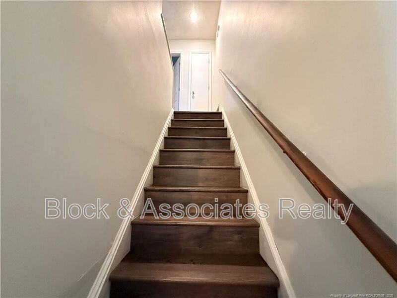 5829 Aftonshire Dr - Photo 7 of 13