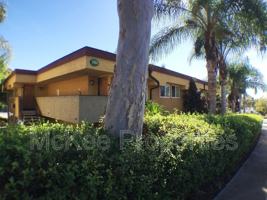 featured image of 1661 Bayview Heights Dr #18