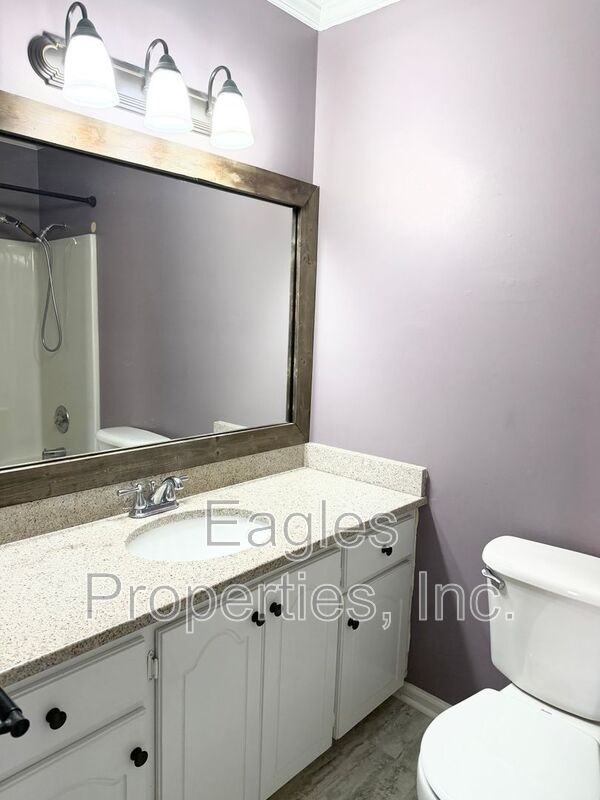 306 Marlin Ln - Photo 4 of 15