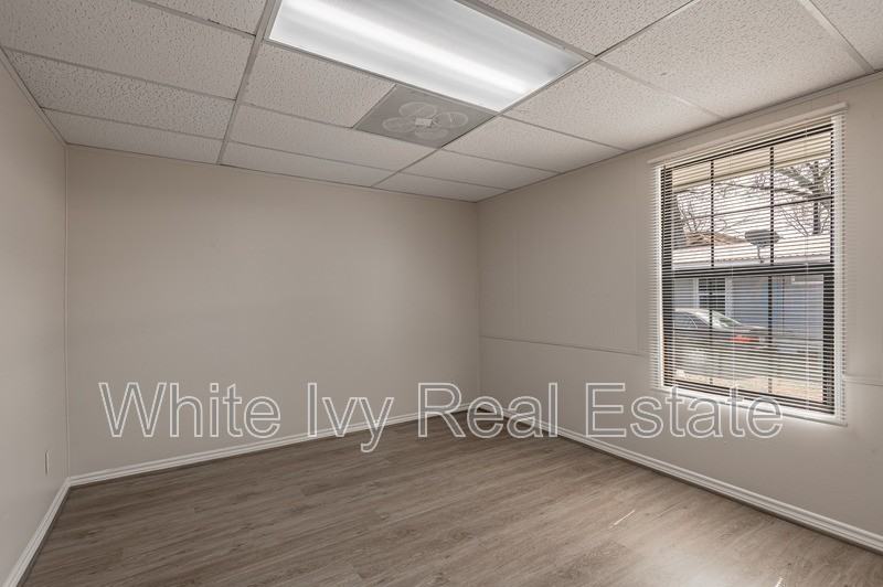 626 University Ave #G - Photo 7 of 13