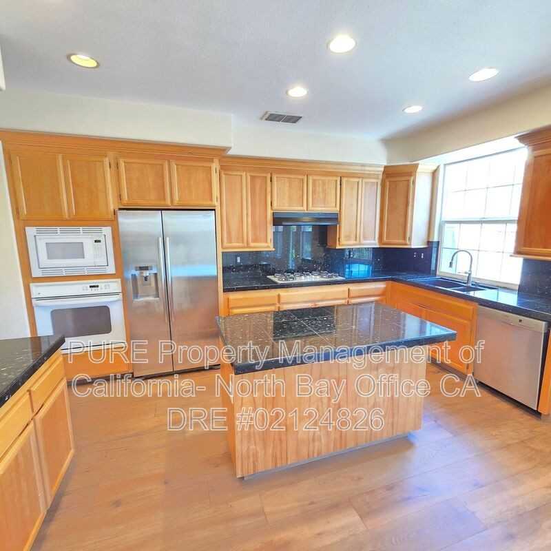 565 Jorgensen St #MAIN - Photo 2 of 21