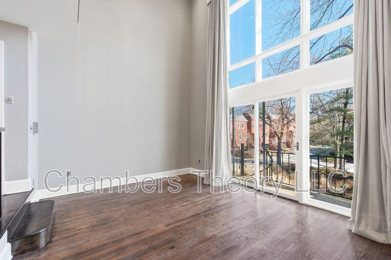 3919 Georgetown Ct Nw - Photo 7 of 43