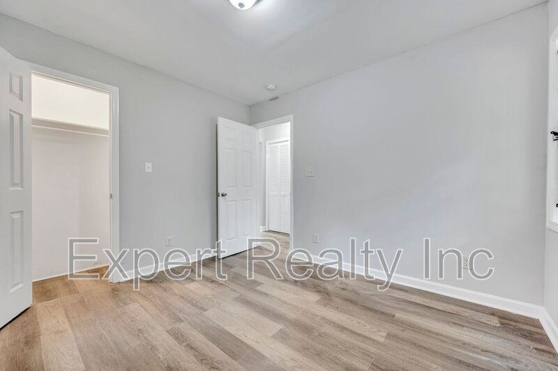 1732 32nd Pl N #2 - Photo 7 of 20