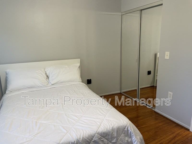 9015 Westchester Cir #39 - Photo 5 of 17