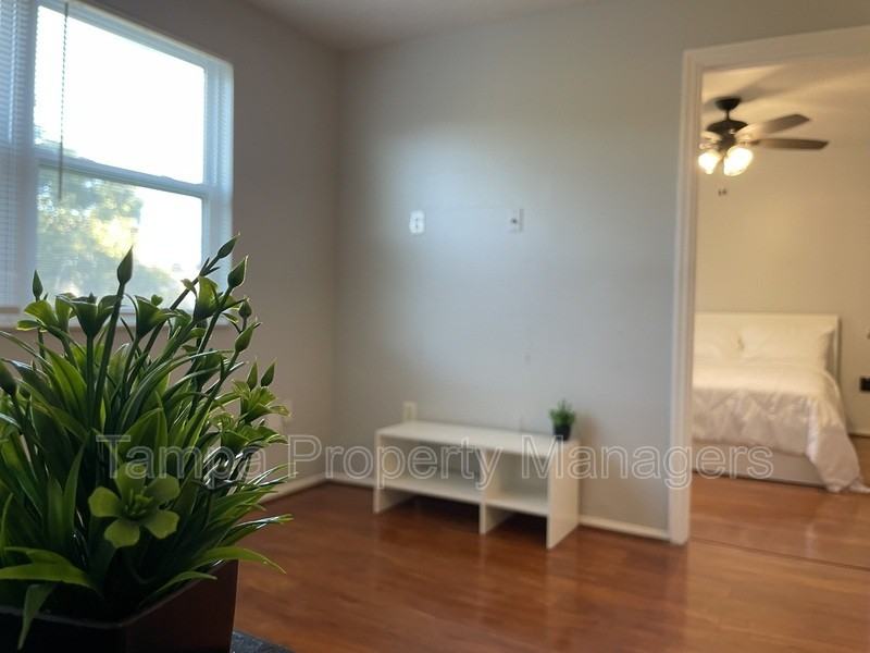 9015 Westchester Cir #39 - Photo 7 of 17