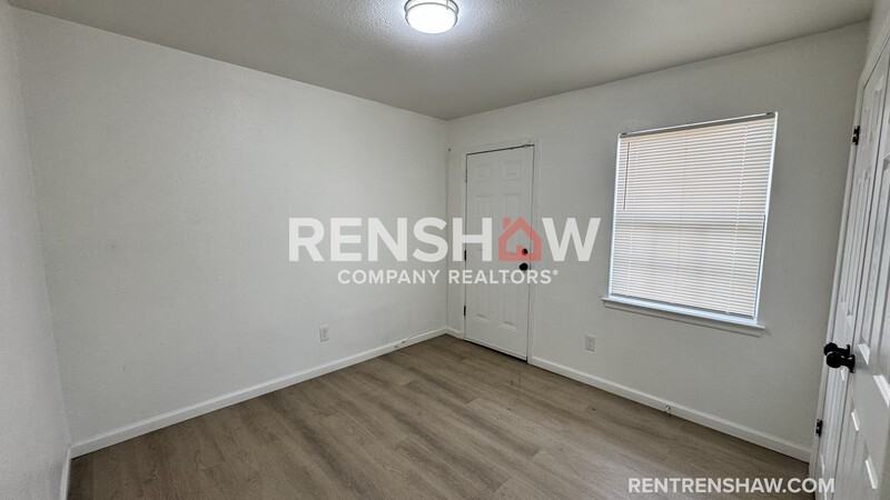 285 Lucy Ave #3 - Photo 4 of 14