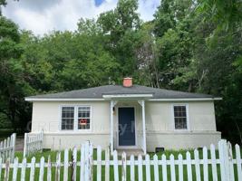 featured image of 711 Locust St