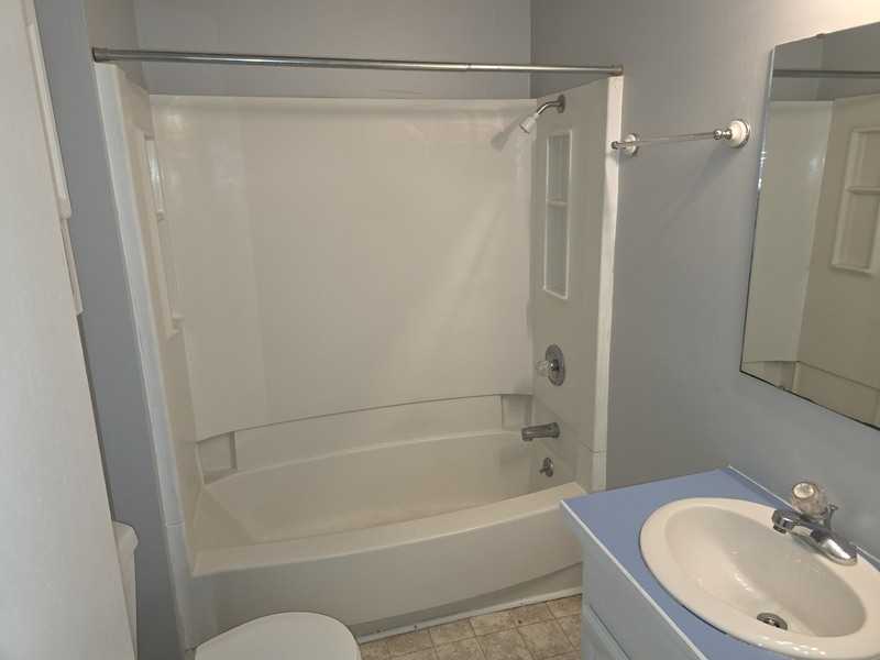 1007 Fournie St - Photo 5 of 7