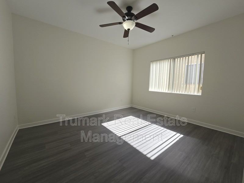 475 E Orange Grove Ave #J - Photo 6 of 11